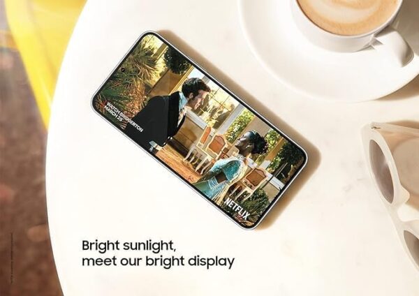 SAMSUNG Galaxy S22 - Image 2